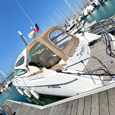 Botel Une Nuit Insolite Dans Un Bateau