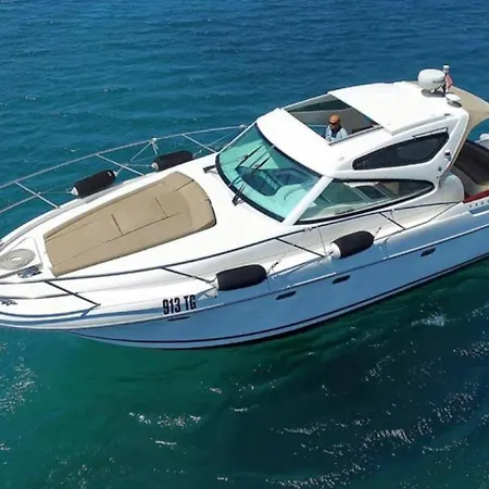 Botel Une Nuit Insolite Dans Un Bateau